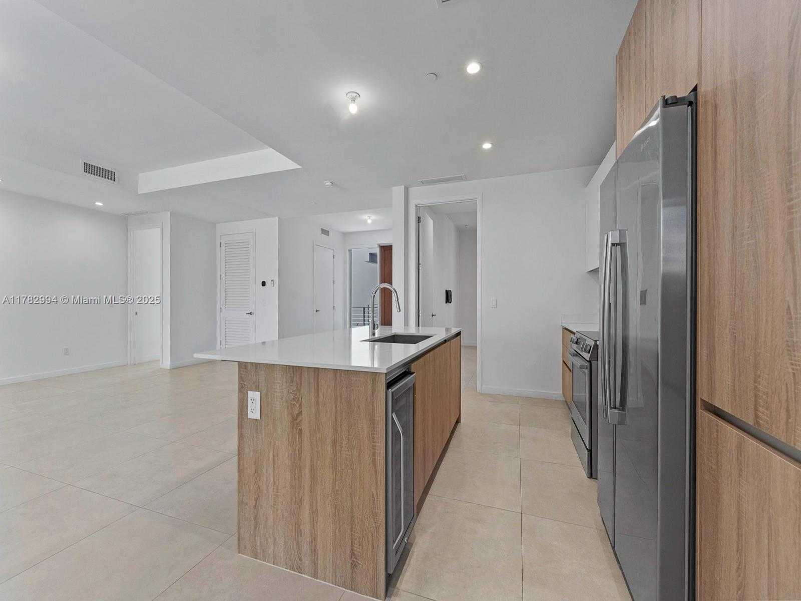 Small Image of 529 SOUTH WEST 11TH ST #303, Miami Number 14