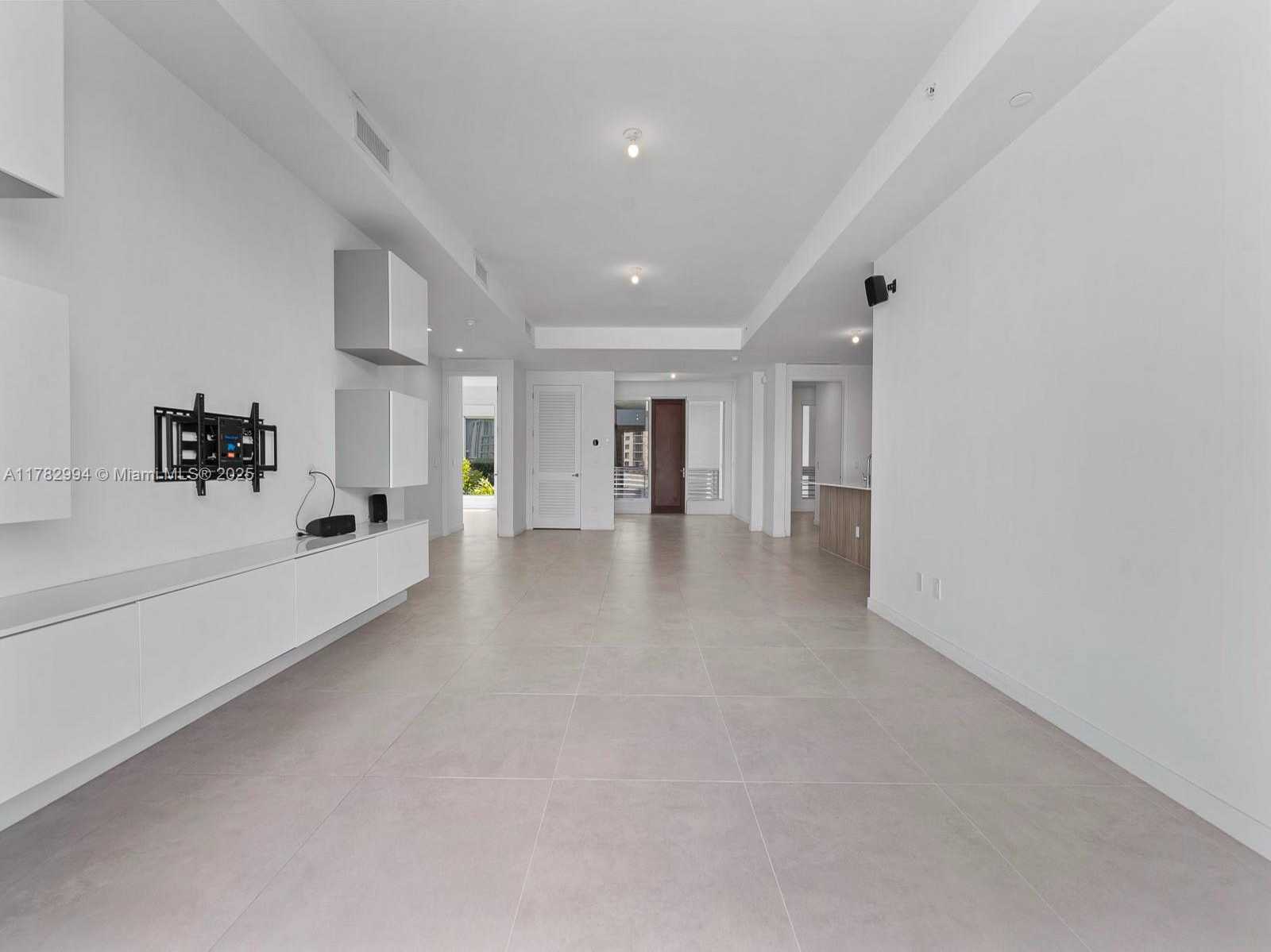 Small Image of 529 SOUTH WEST 11TH ST #303, Miami Number 19