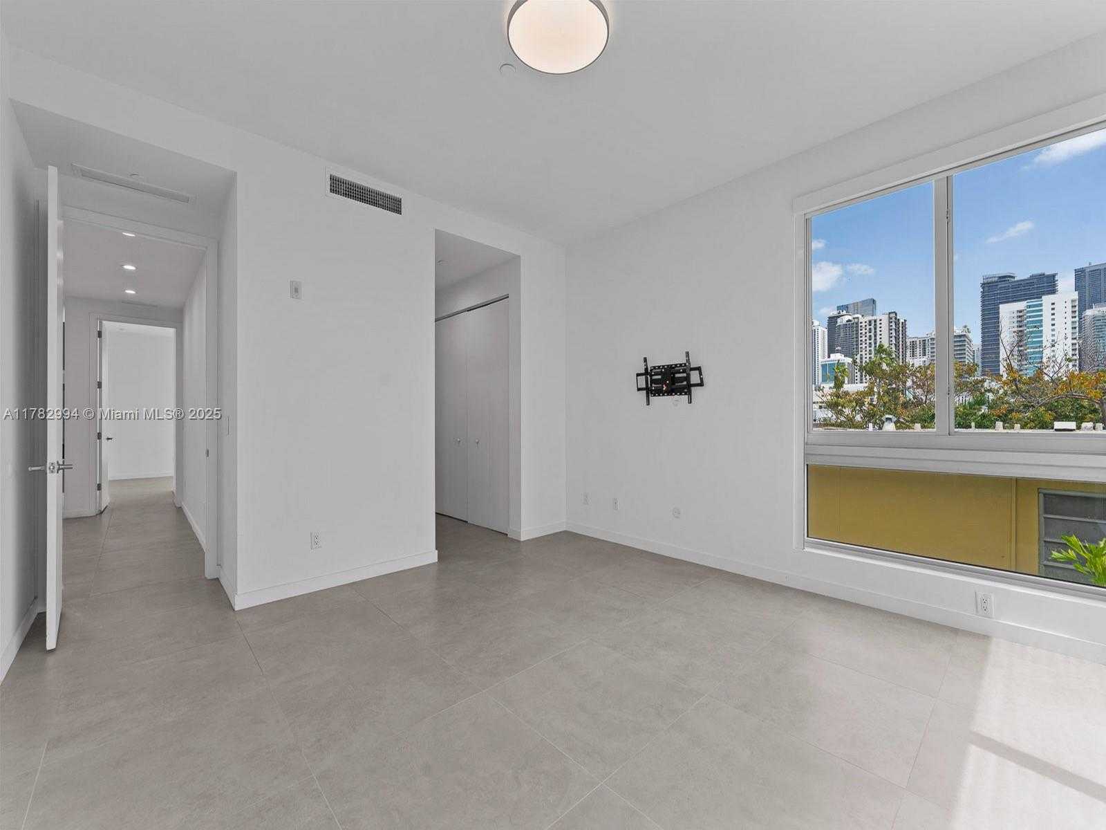 Small Image of 529 SOUTH WEST 11TH ST #303, Miami Number 25