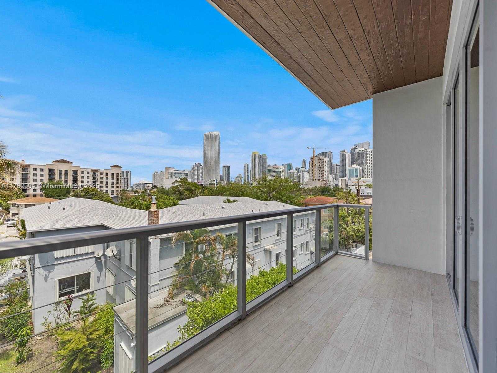 Small Image of 529 SOUTH WEST 11TH ST #303, Miami Number 40