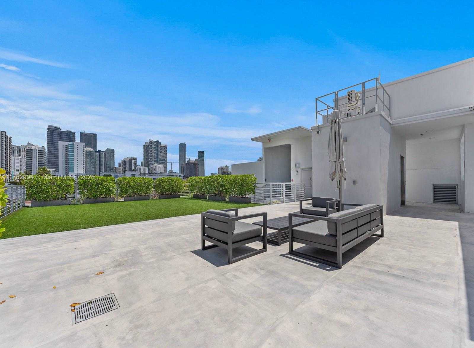 Small Image of 529 SOUTH WEST 11TH ST #303, Miami Number 45