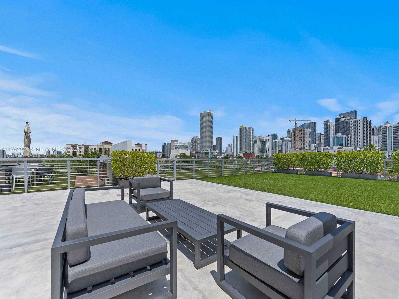 Small Image of 529 SOUTH WEST 11TH ST #303, Miami Number 46