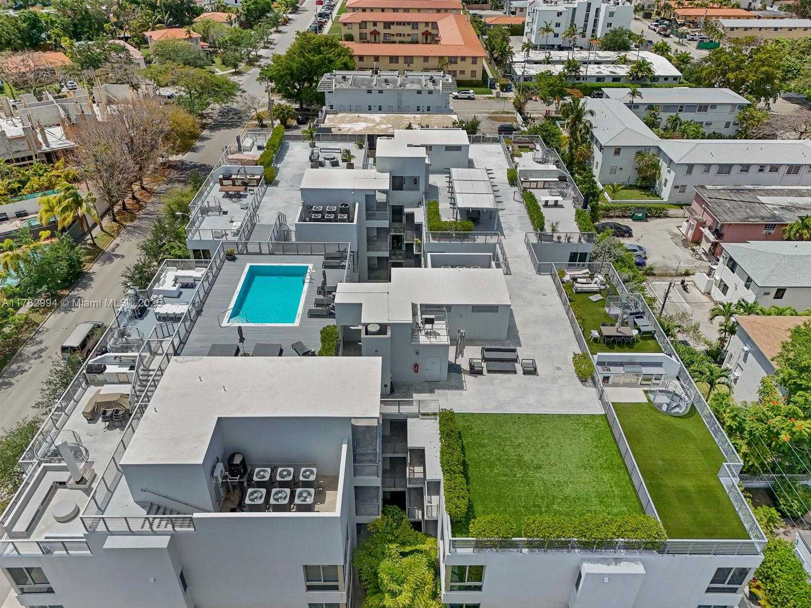 Small Image of 529 SOUTH WEST 11TH ST #303, Miami Number 61