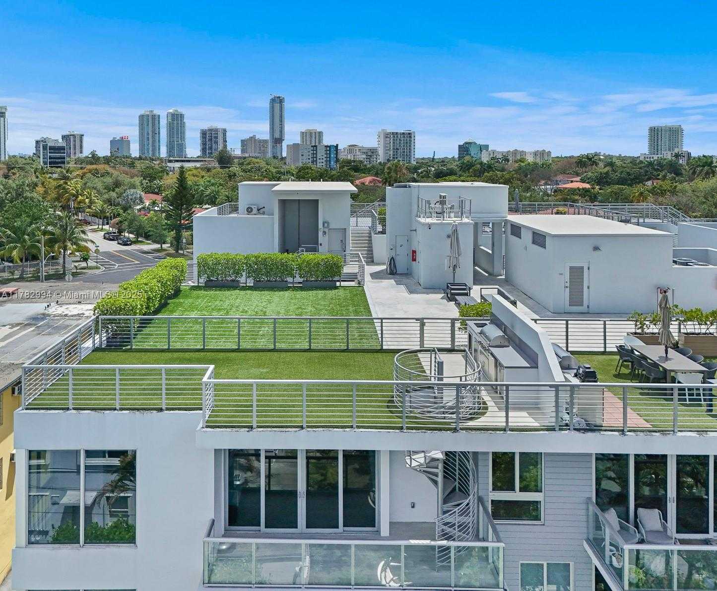 Small Image of 529 SOUTH WEST 11TH ST #303, Miami Number 62