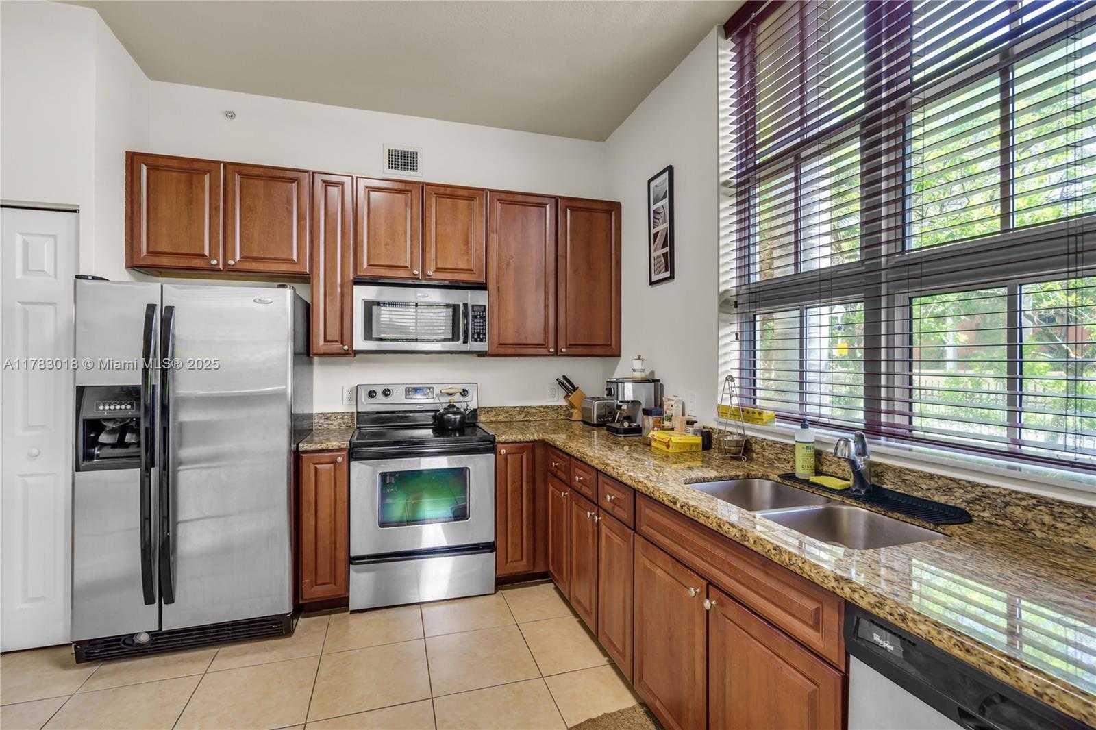 Small Image of 3001 NORTH EAST 185TH ST #135, Aventura Number 3