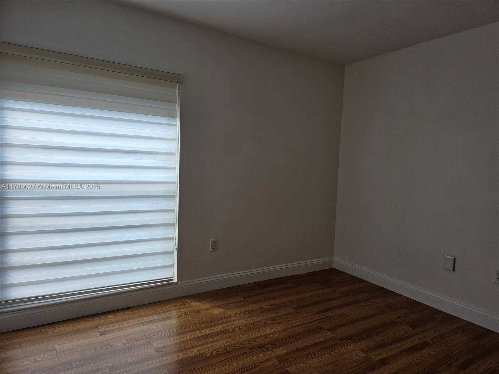 Small Image of 8850 SOUTH WEST 123RD CT #H302, Miami Number 17