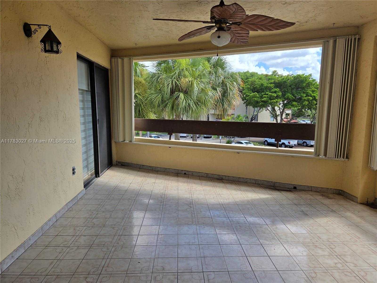 Small Image of 8850 SOUTH WEST 123RD CT #H302, Miami Number 21