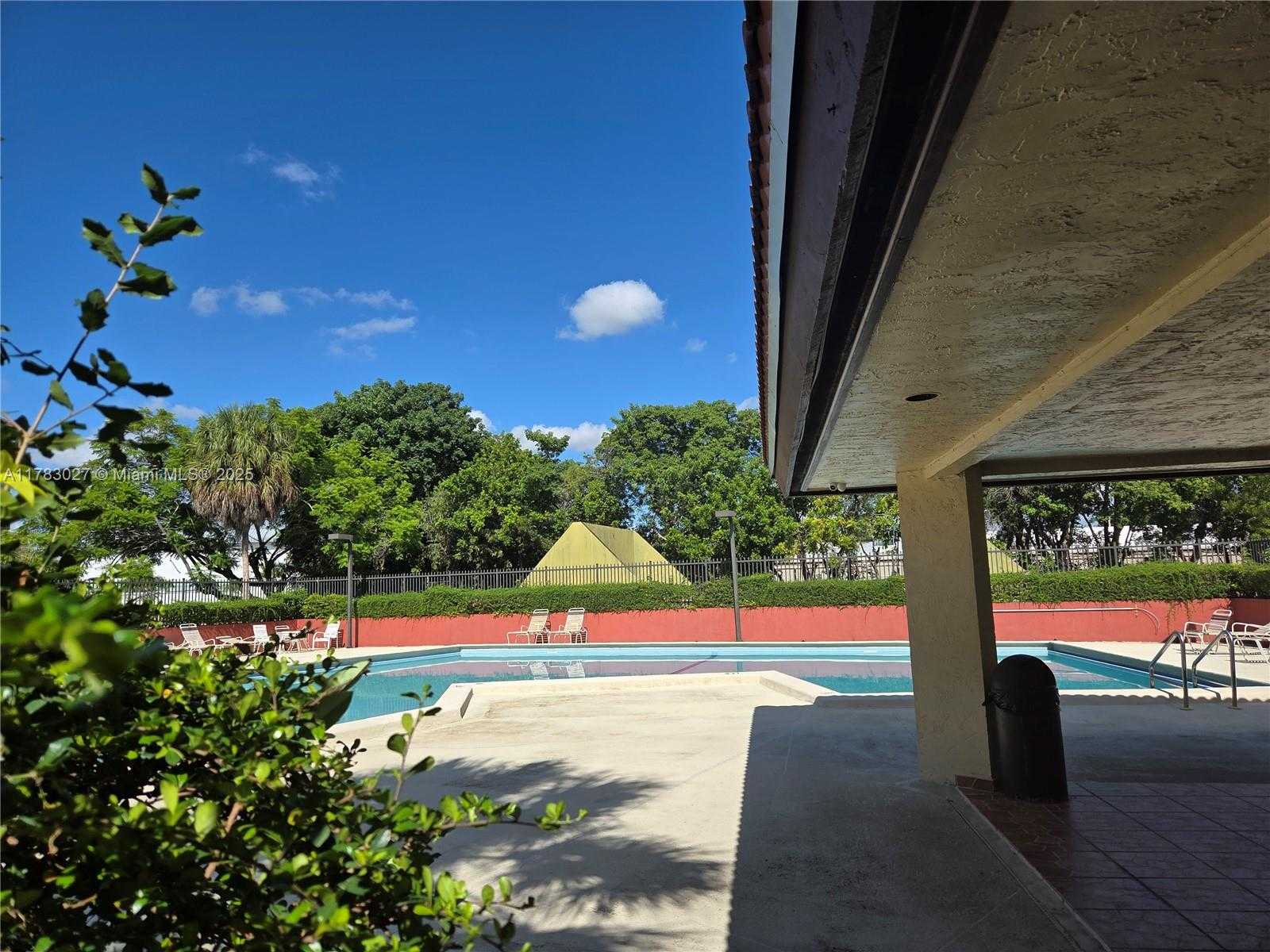 Small Image of 8850 SOUTH WEST 123RD CT #H302, Miami Number 27