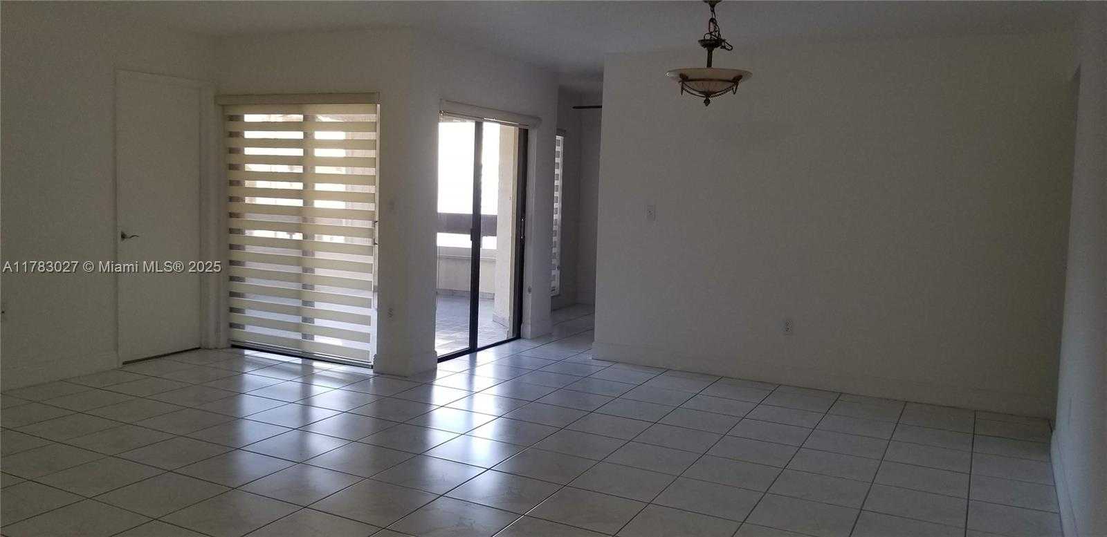 Small Image of 8850 SOUTH WEST 123RD CT #H302, Miami Number 4