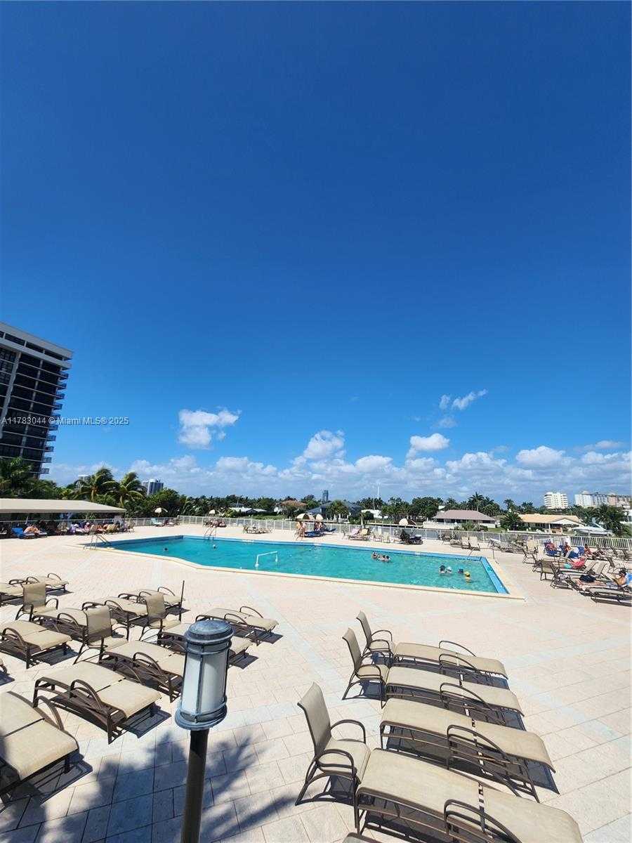 Small Image of 1965 SOUTH OCEAN DR #3H, Hallandale Beach Number 20