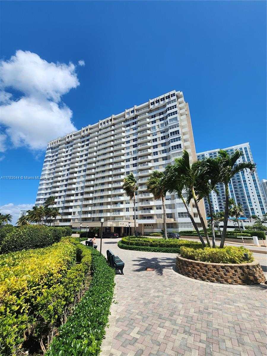 Small Image of 1965 SOUTH OCEAN DR #3H, Hallandale Beach Number 30