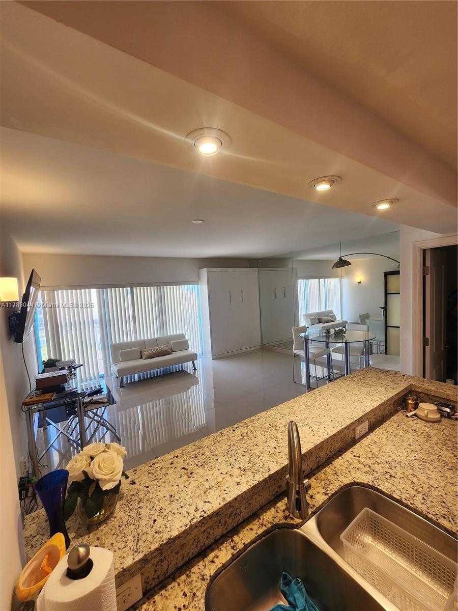 Small Image of 1965 SOUTH OCEAN DR #3H, Hallandale Beach Number 9
