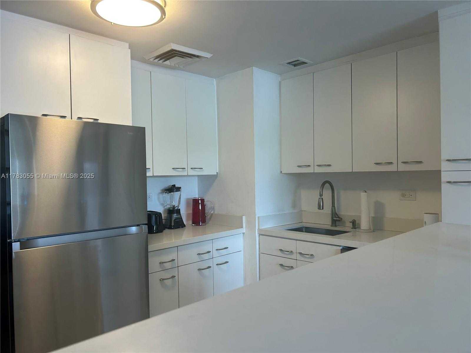Small Image of 2451 BRICKELL AVE #4P, Miami Number 13
