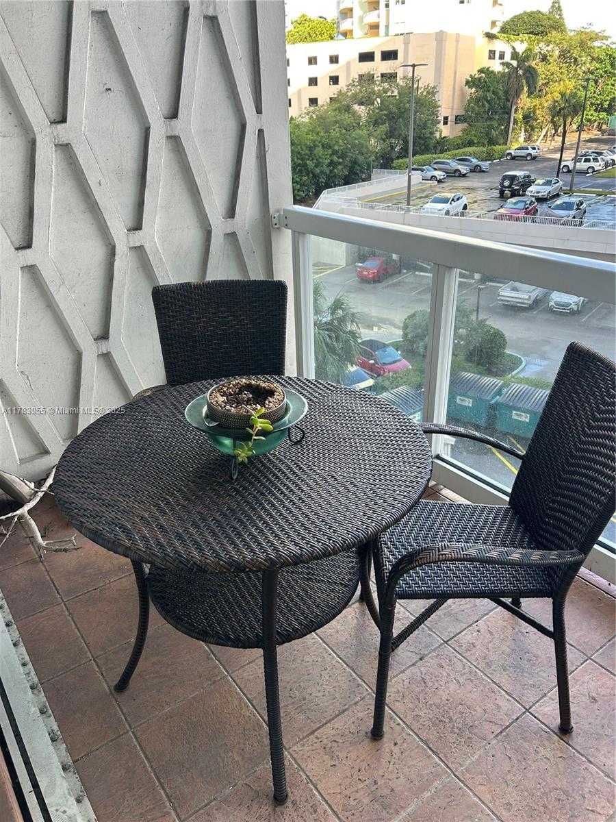 Small Image of 2451 BRICKELL AVE #4P, Miami Number 22