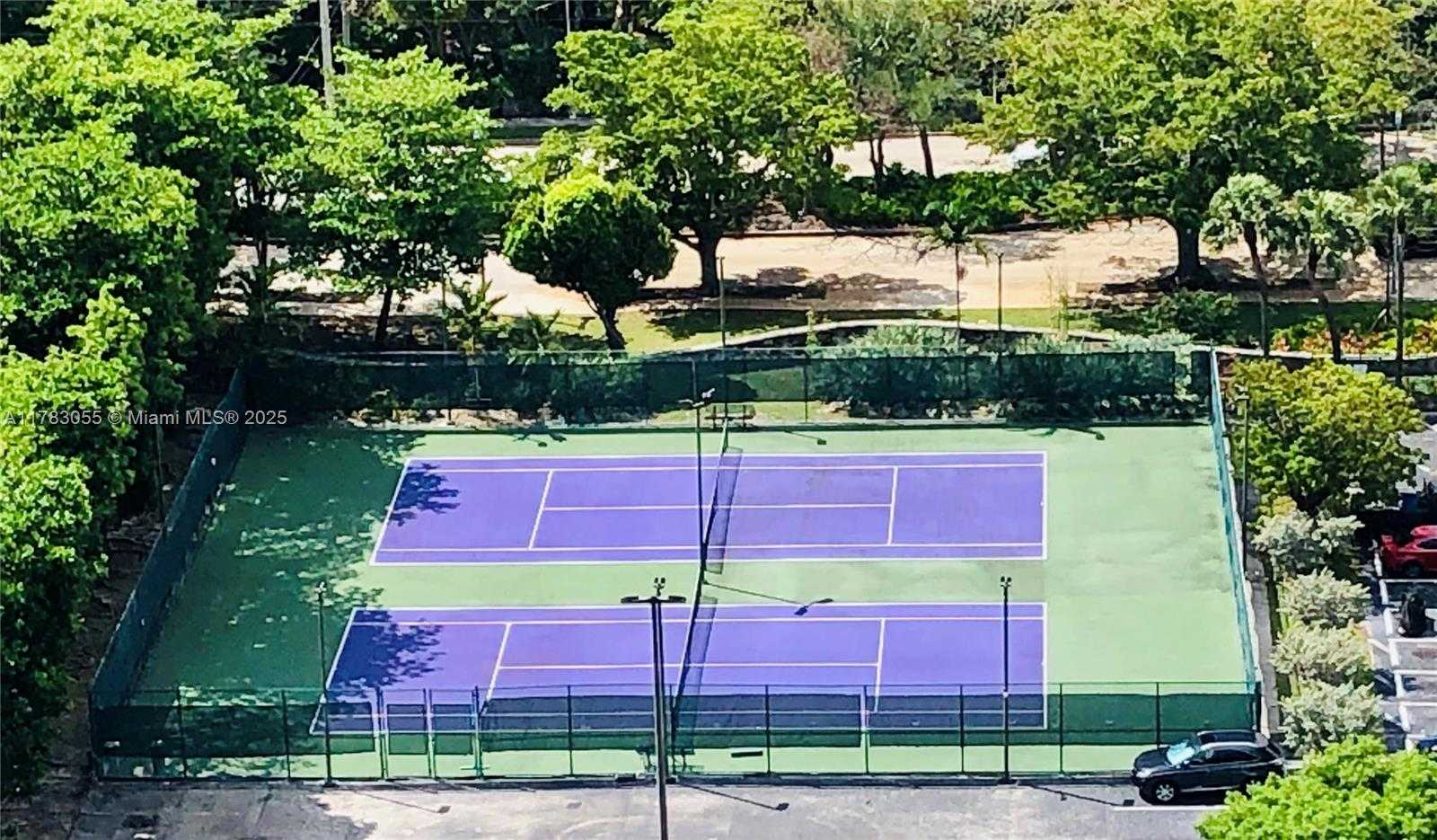 Small Image of 2451 BRICKELL AVE #4P, Miami Number 3