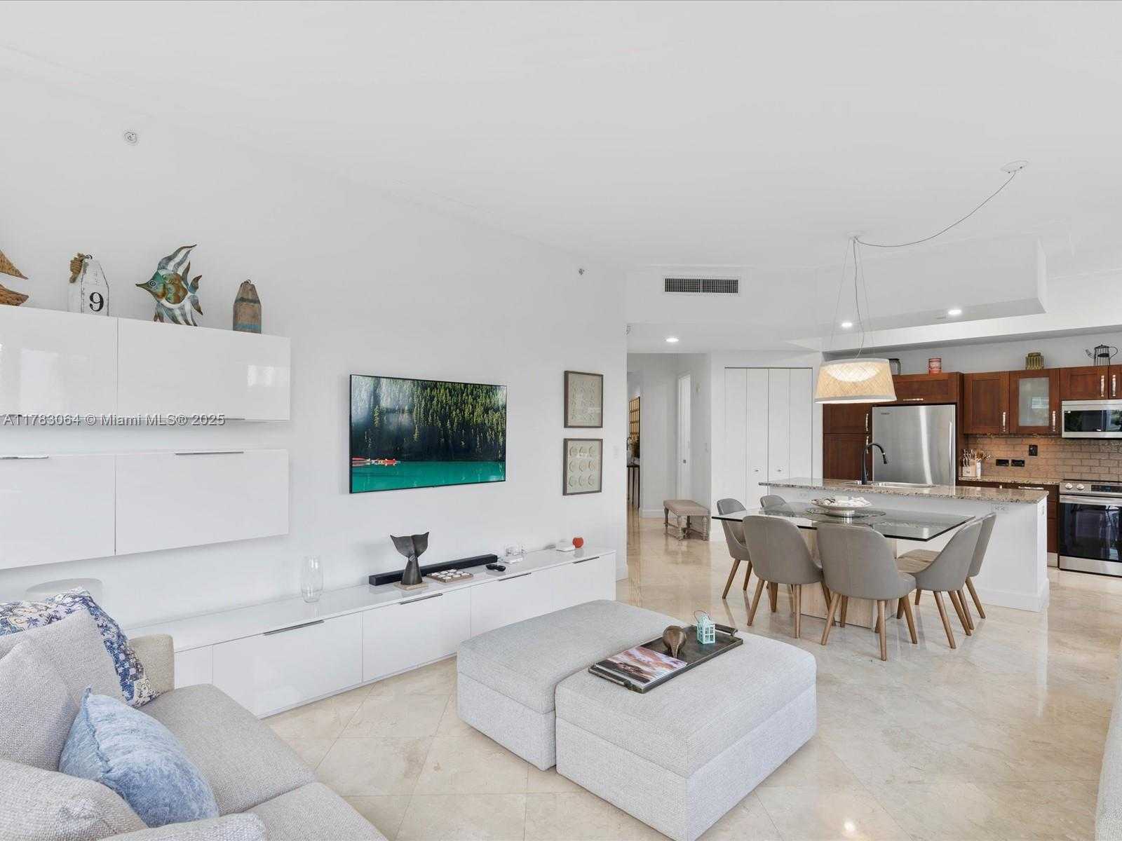 Small Image of 20000 EAST COUNTRY CLUB DR #416, Aventura Number 11