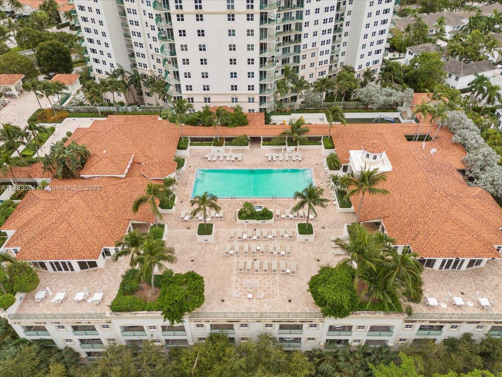 Small Image of 20000 EAST COUNTRY CLUB DR #416, Aventura Number 2