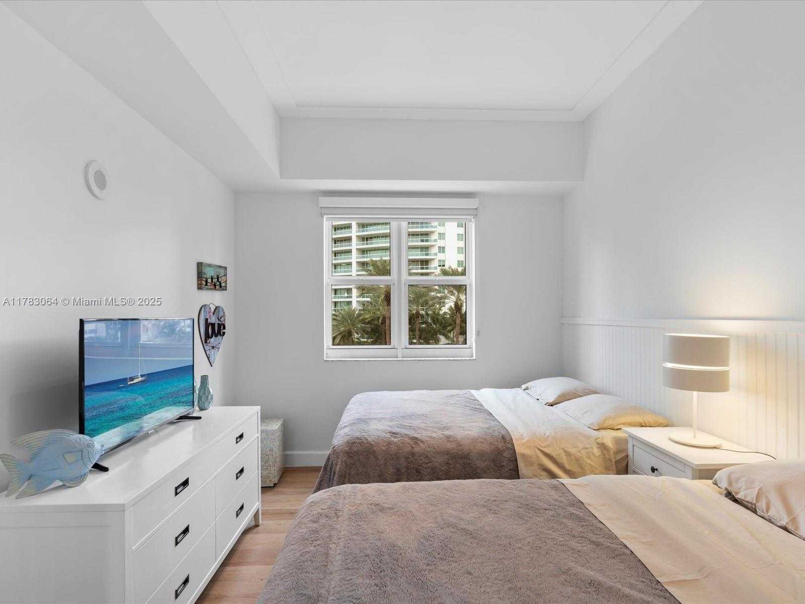 Small Image of 20000 EAST COUNTRY CLUB DR #416, Aventura Number 23