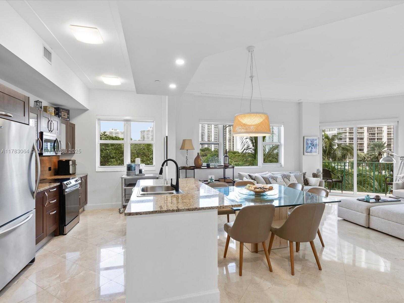 Small Image of 20000 EAST COUNTRY CLUB DR #416, Aventura Number 7