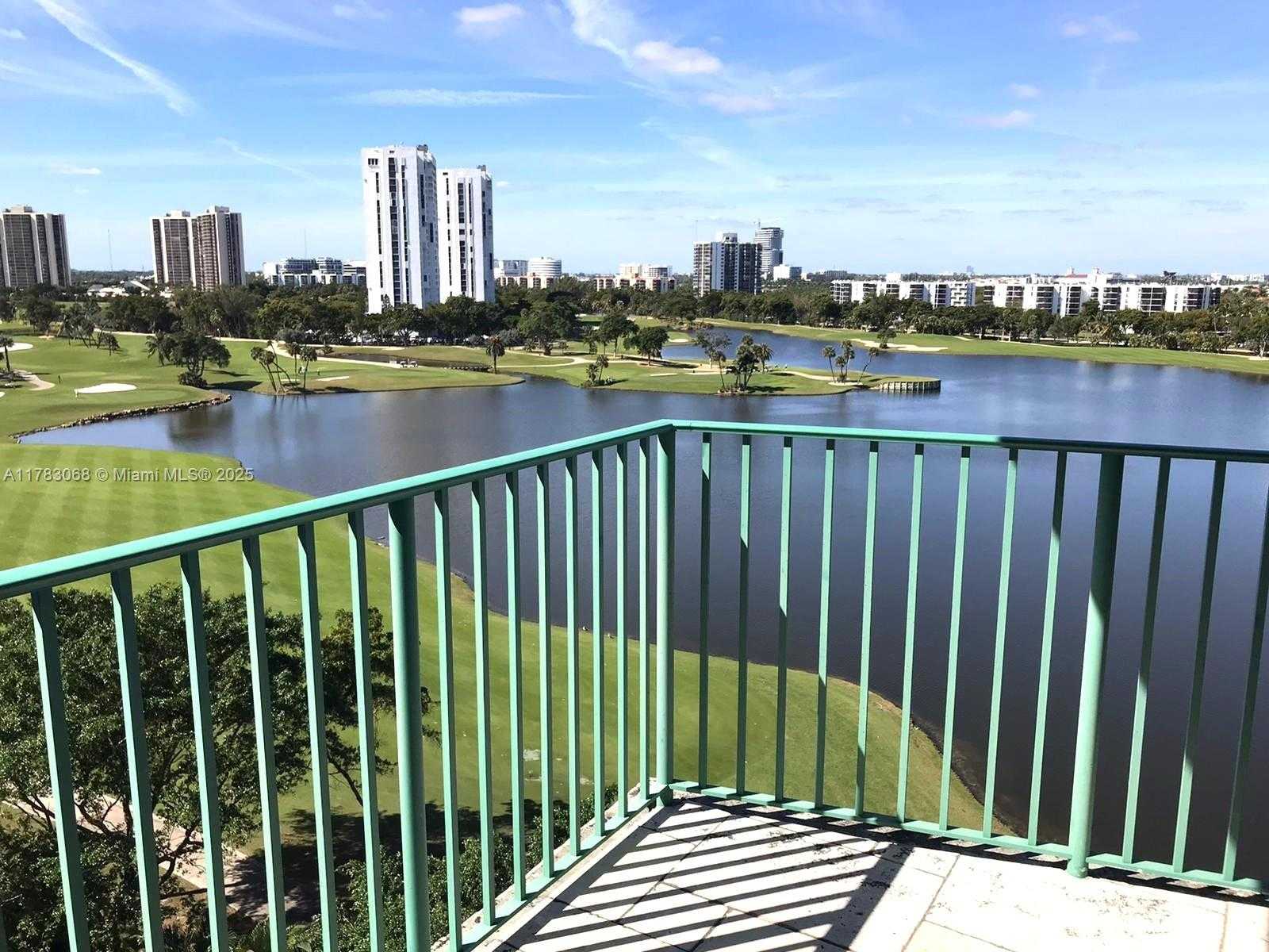 Small Image of 20000 EAST COUNTRY CLUB DR #908, Aventura Number 6