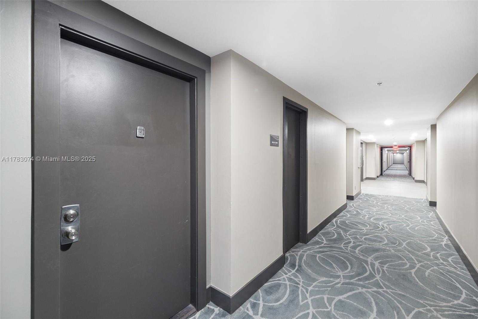 Small Image of 770 CLAUGHTON ISLAND DR #1703, Miami Number 33