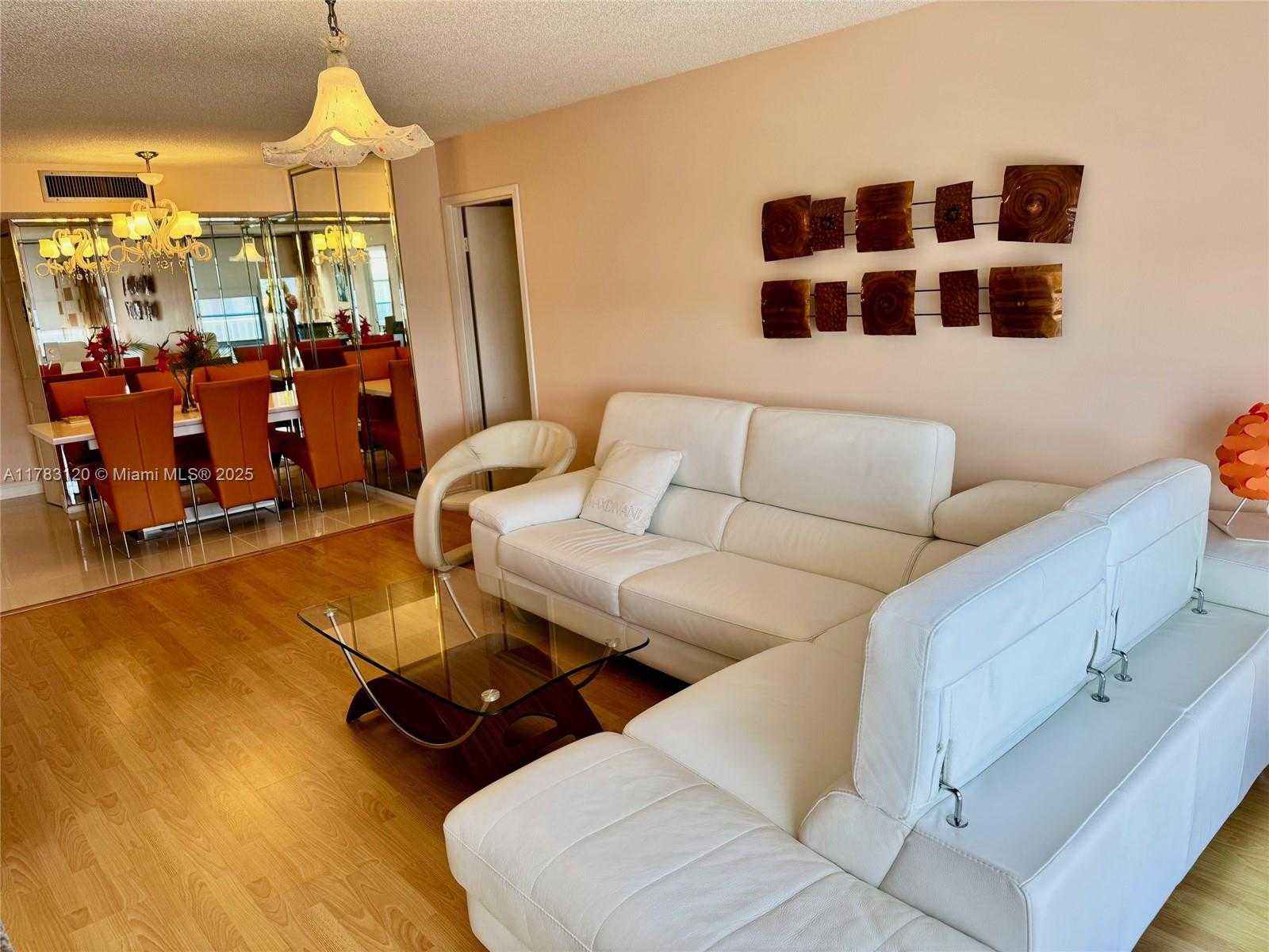 Small Image of 231 174TH ST #2308, Sunny Isles Beach Number 2