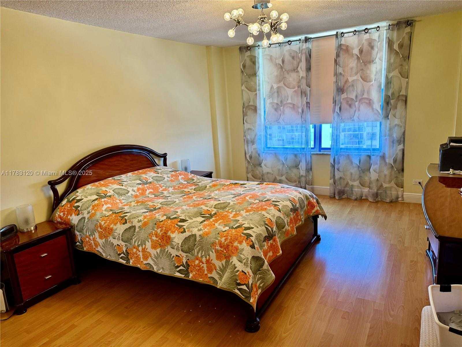 Small Image of 231 174TH ST #2308, Sunny Isles Beach Number 6