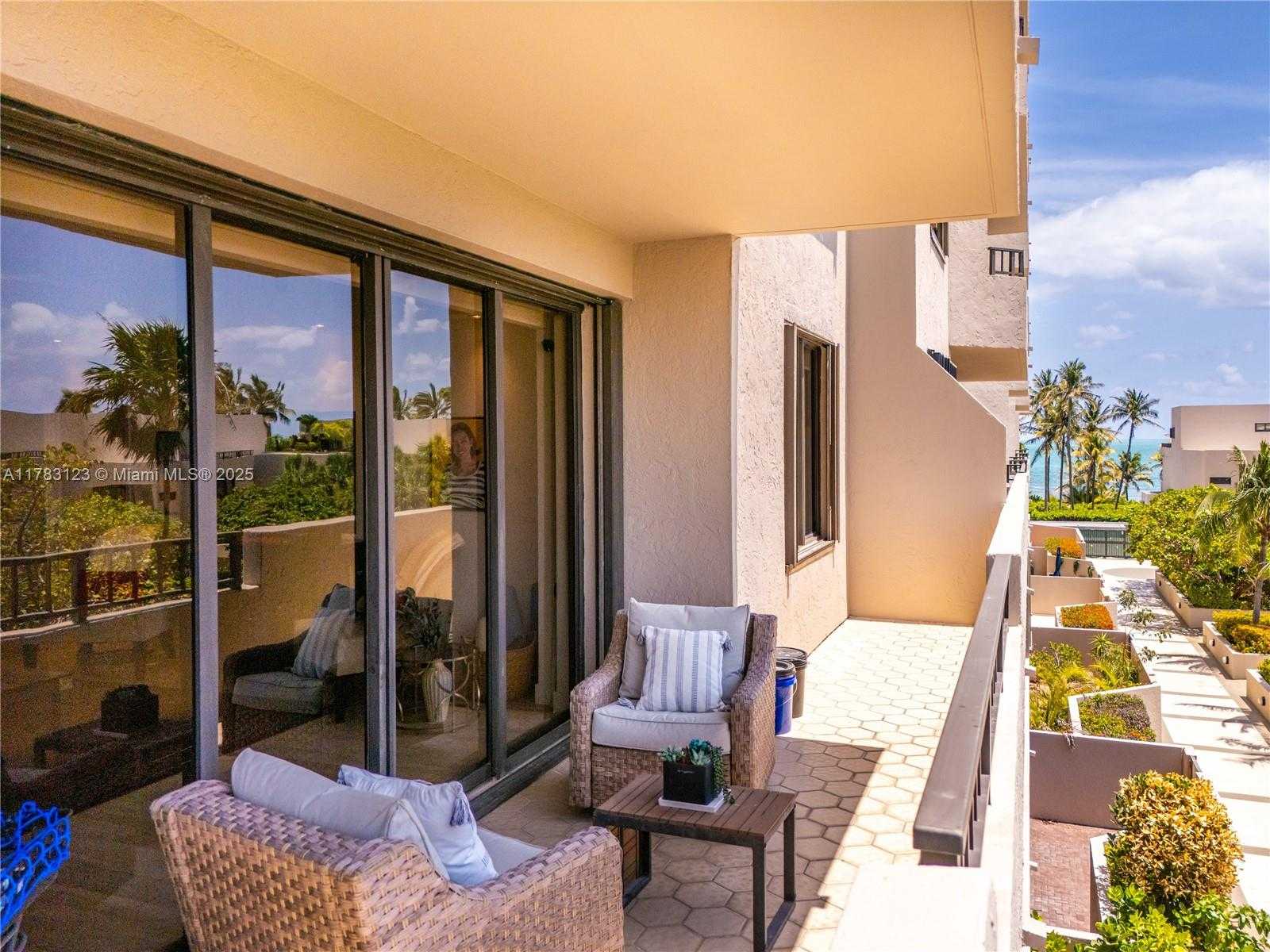 Small Image of 201 CRANDON BLVD #333, Key Biscayne Number 38