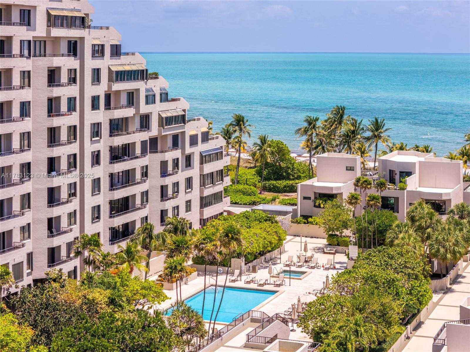Small Image of 201 CRANDON BLVD #333, Key Biscayne Number 41