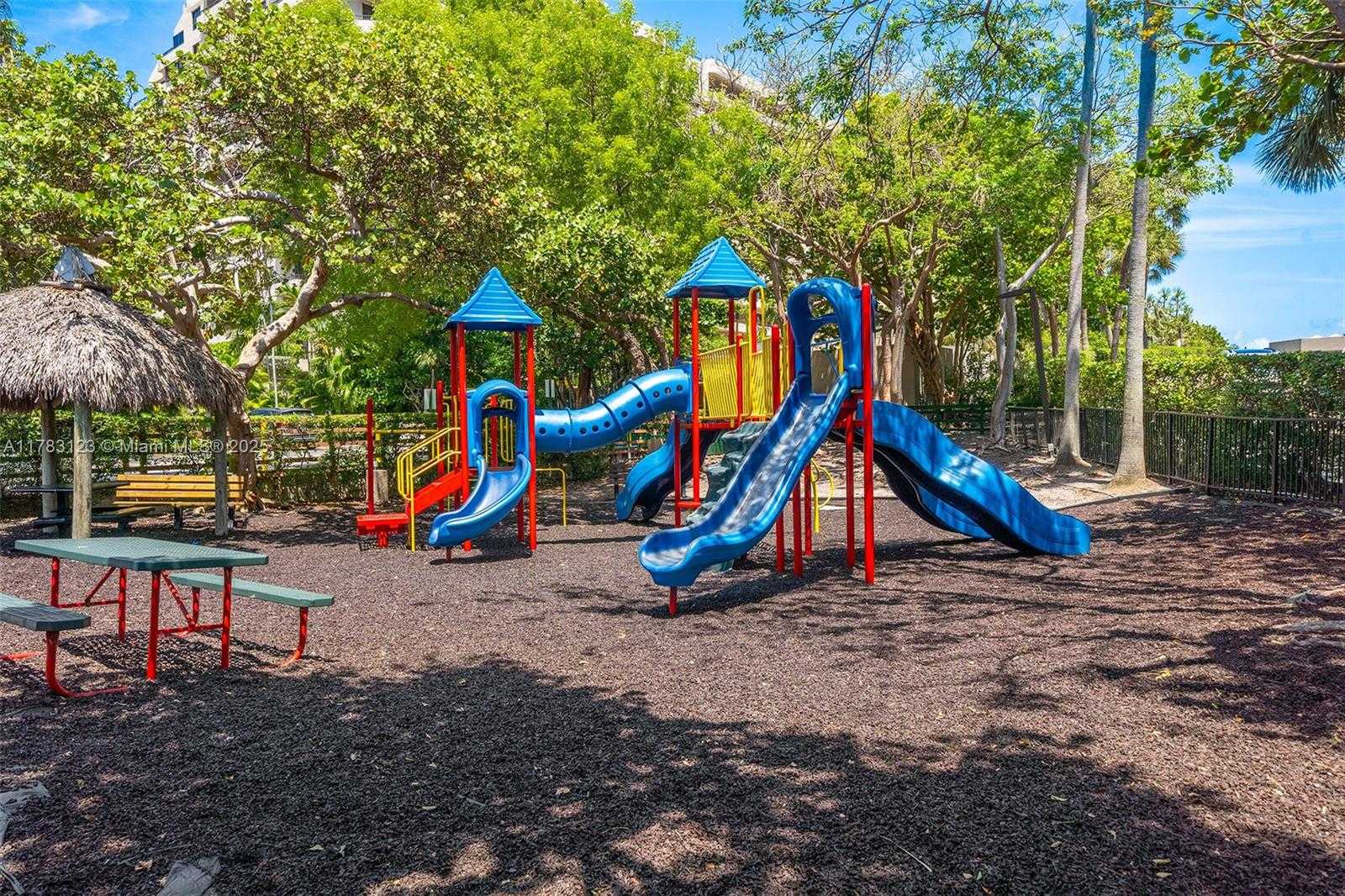 Small Image of 201 CRANDON BLVD #333, Key Biscayne Number 42