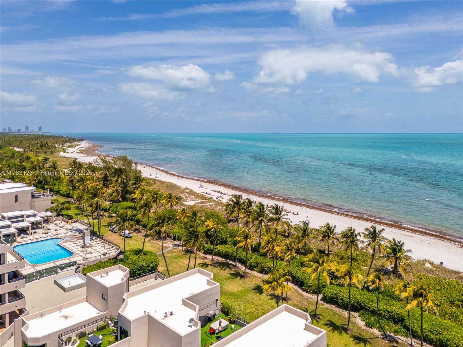 Small Image of 201 CRANDON BLVD #333, Key Biscayne Number 45