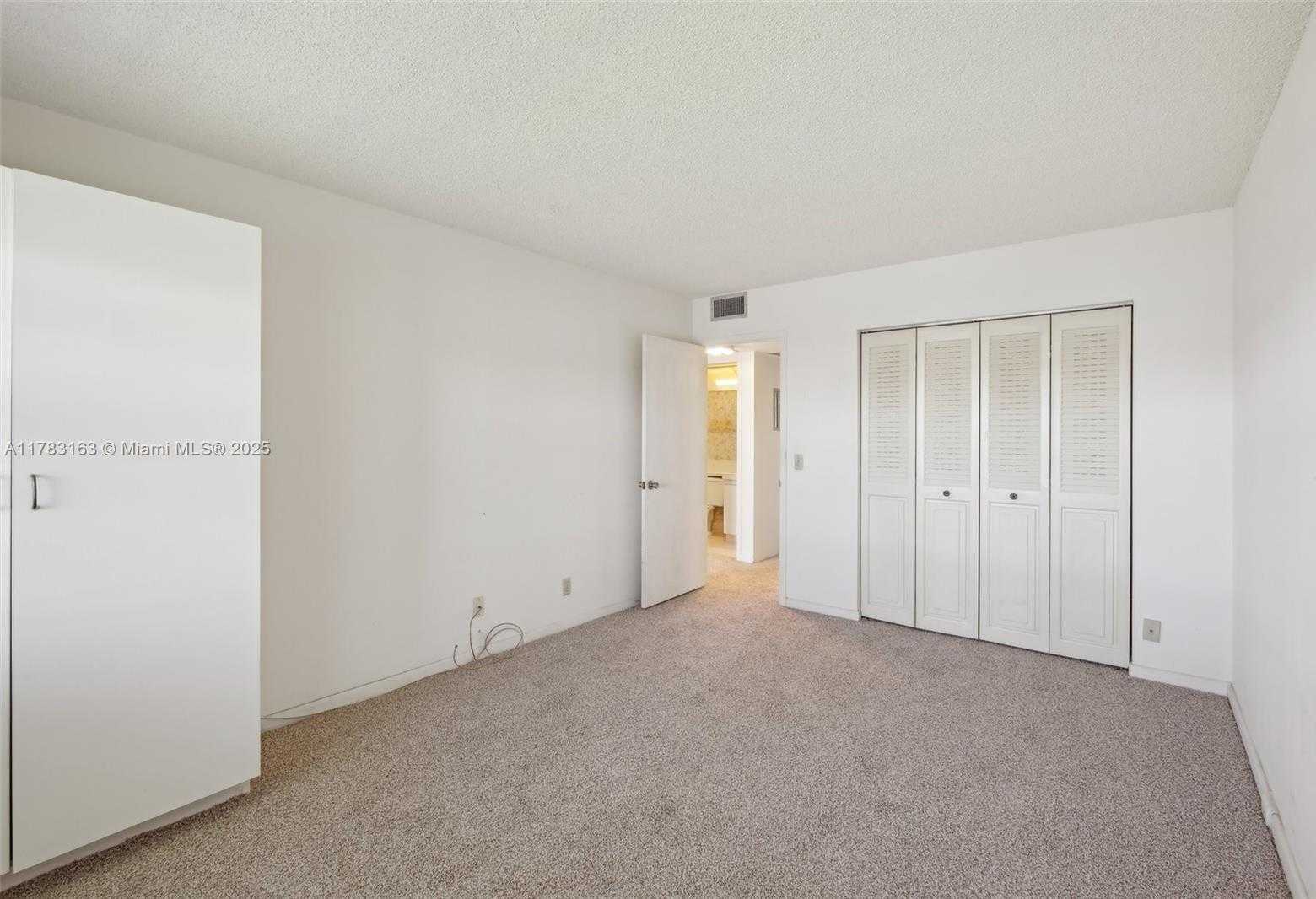Small Image of 2052 EXETER C, Boca Raton Number 14