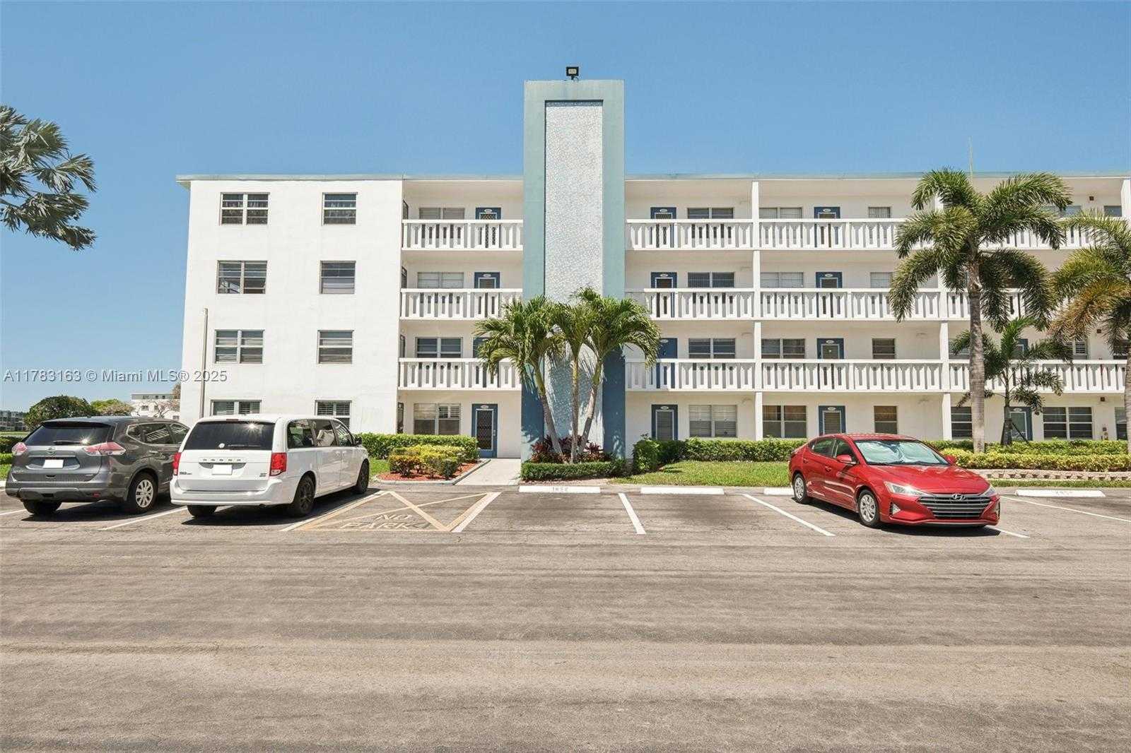Small Image of 2052 EXETER C, Boca Raton Number 26