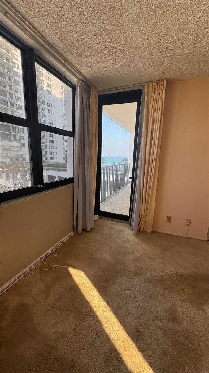 Small Image of 2401 SOUTH OCEAN DR #505, Hollywood Number 16