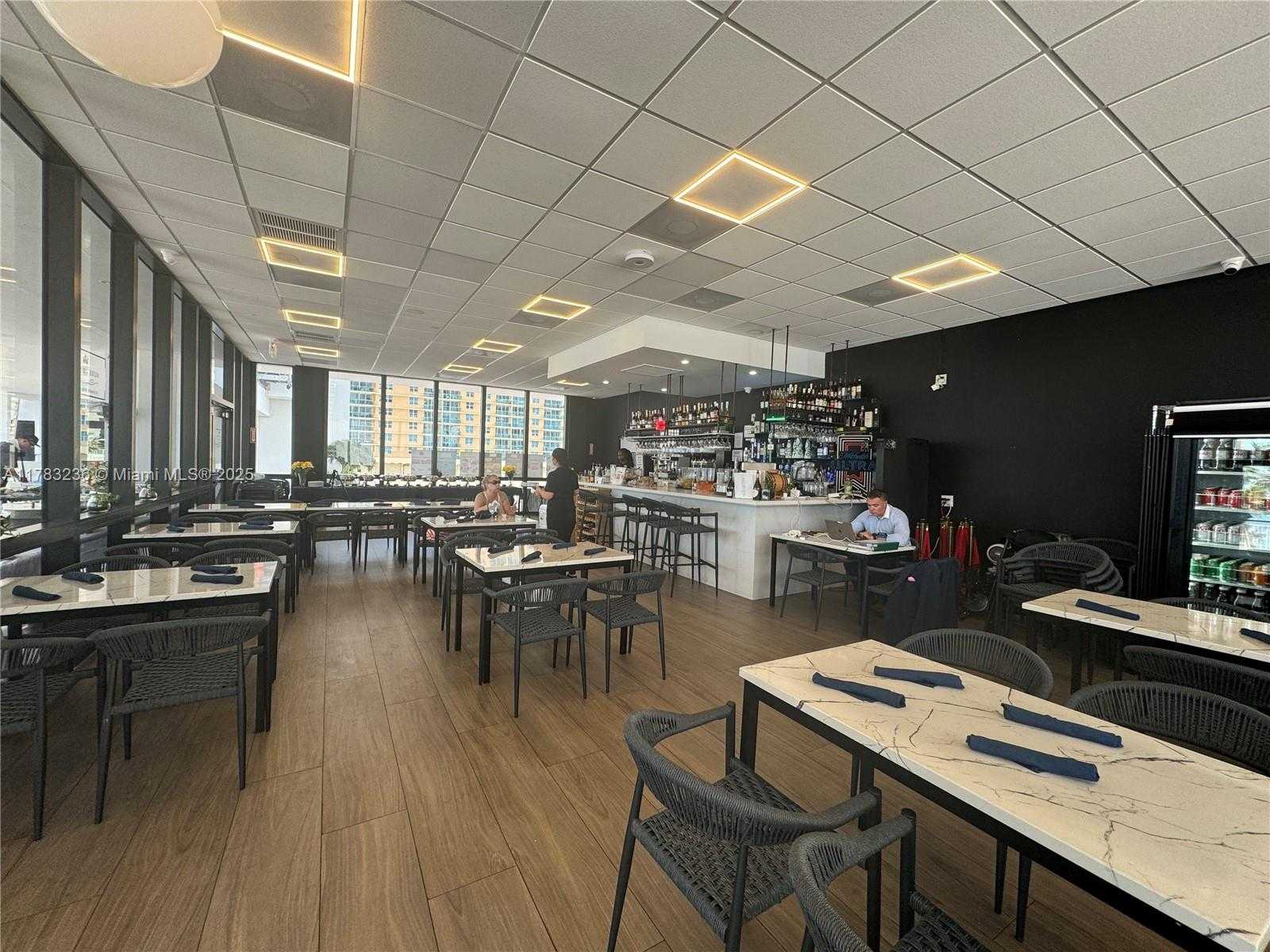 Small Image of 2401 SOUTH OCEAN DR #505, Hollywood Number 21