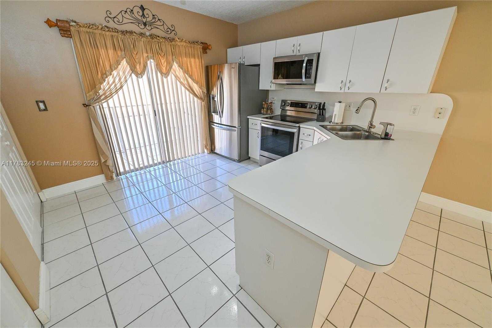 Small Image of 8390 NORTH WEST 103RD ST #205H, Hialeah Gardens Number 7