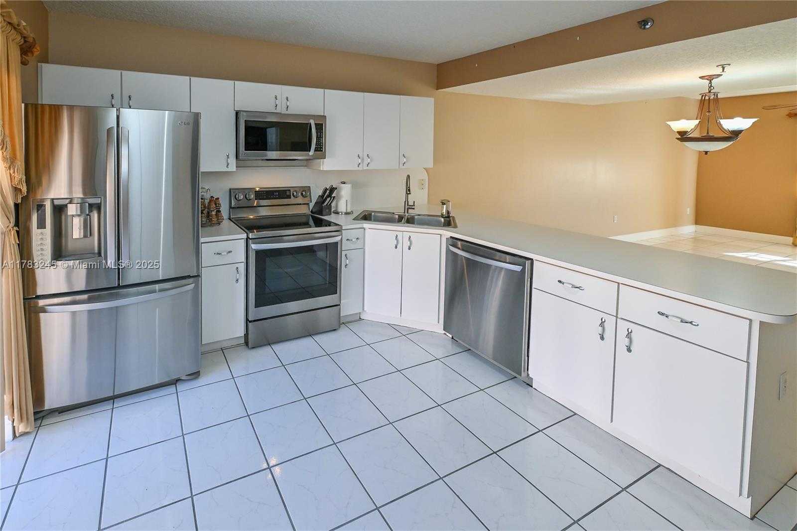 Small Image of 8390 NORTH WEST 103RD ST #205H, Hialeah Gardens Number 9