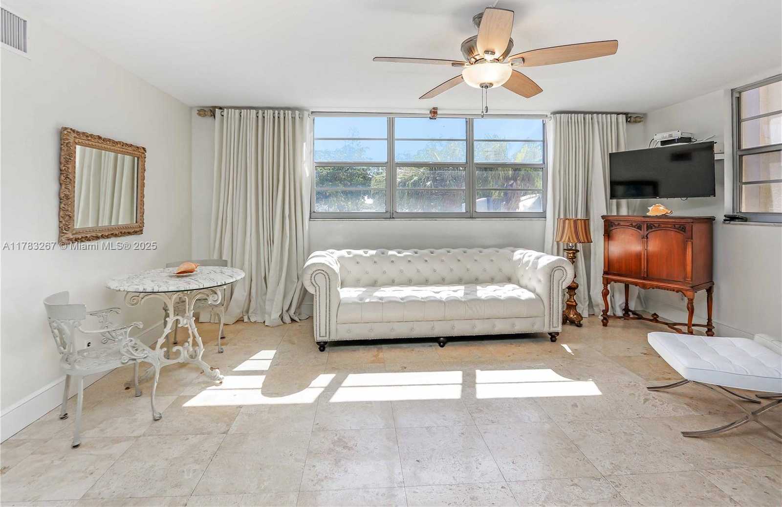 Small Image of 1811 JEFFERSON ST #203, Hollywood Number 11