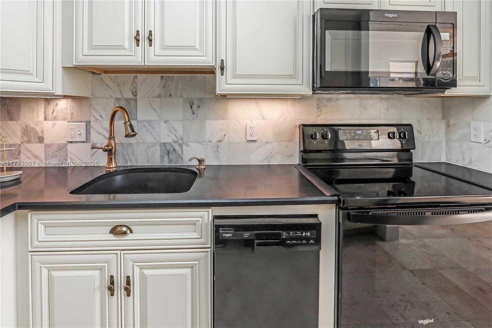 Small Image of 1811 JEFFERSON ST #203, Hollywood Number 14
