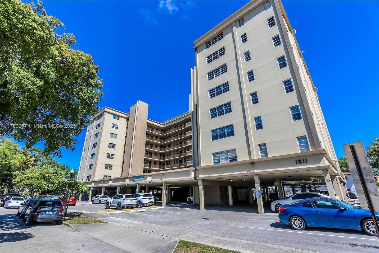 Small Image of 1811 JEFFERSON ST #203, Hollywood Number 29