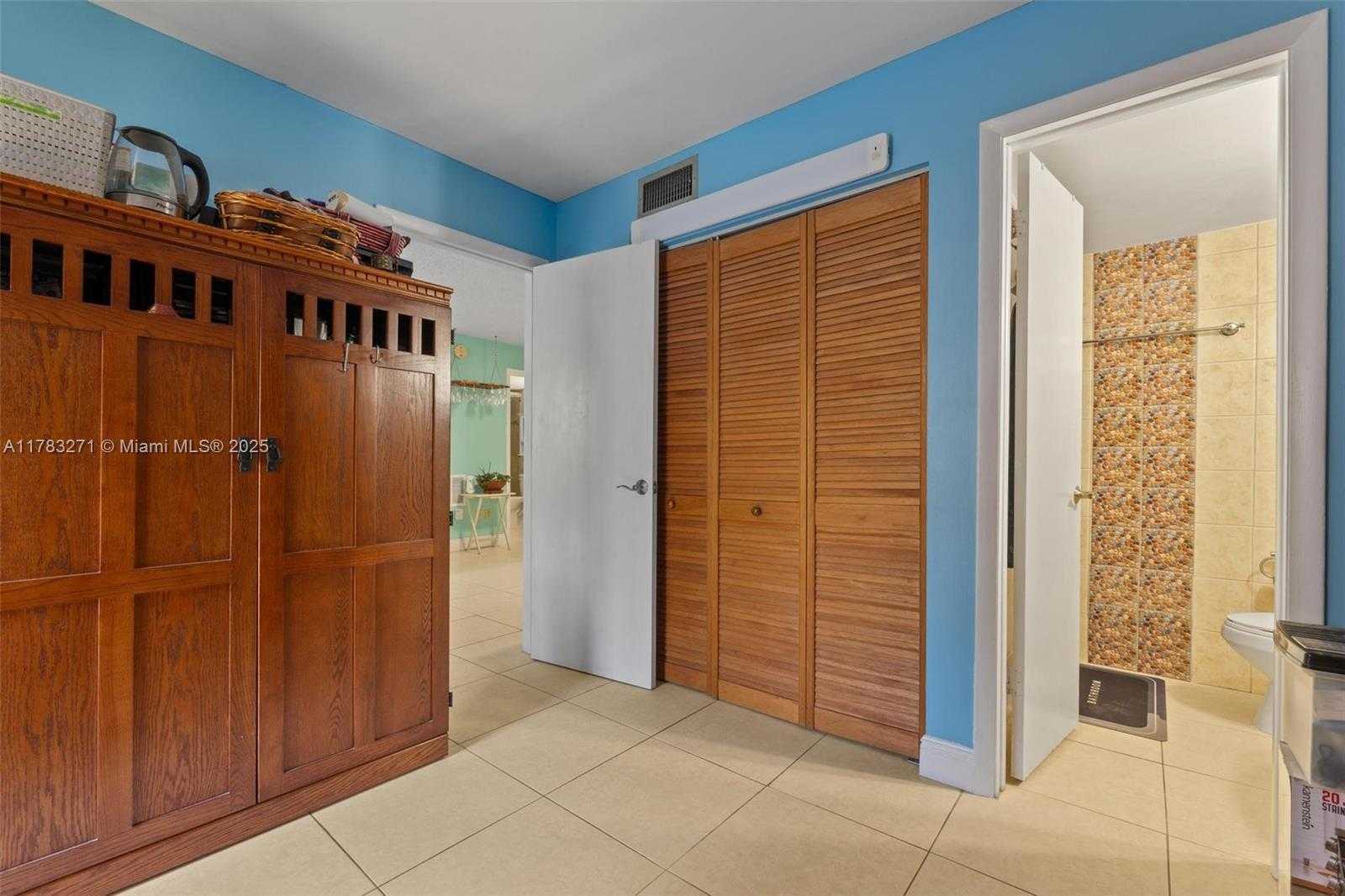 Small Image of 4719 NORTH WEST 7TH ST #304-11, Miami Number 19