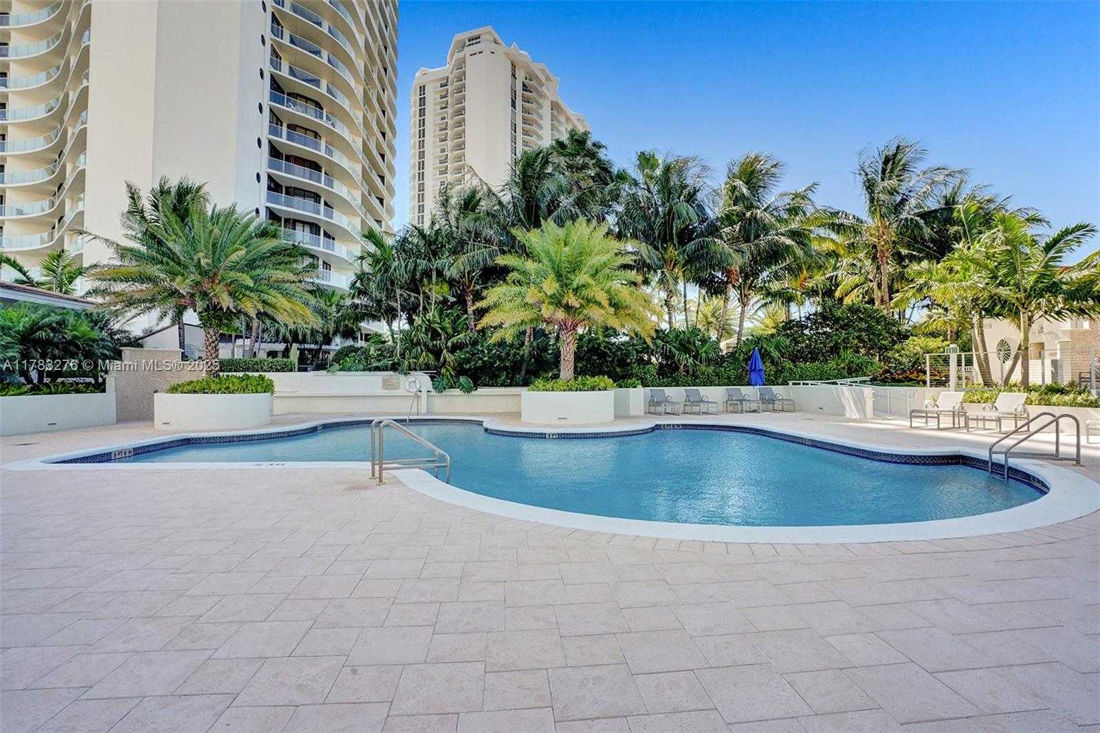 Small Image of 3000 ISLAND BLVD #2004, Aventura Number 10