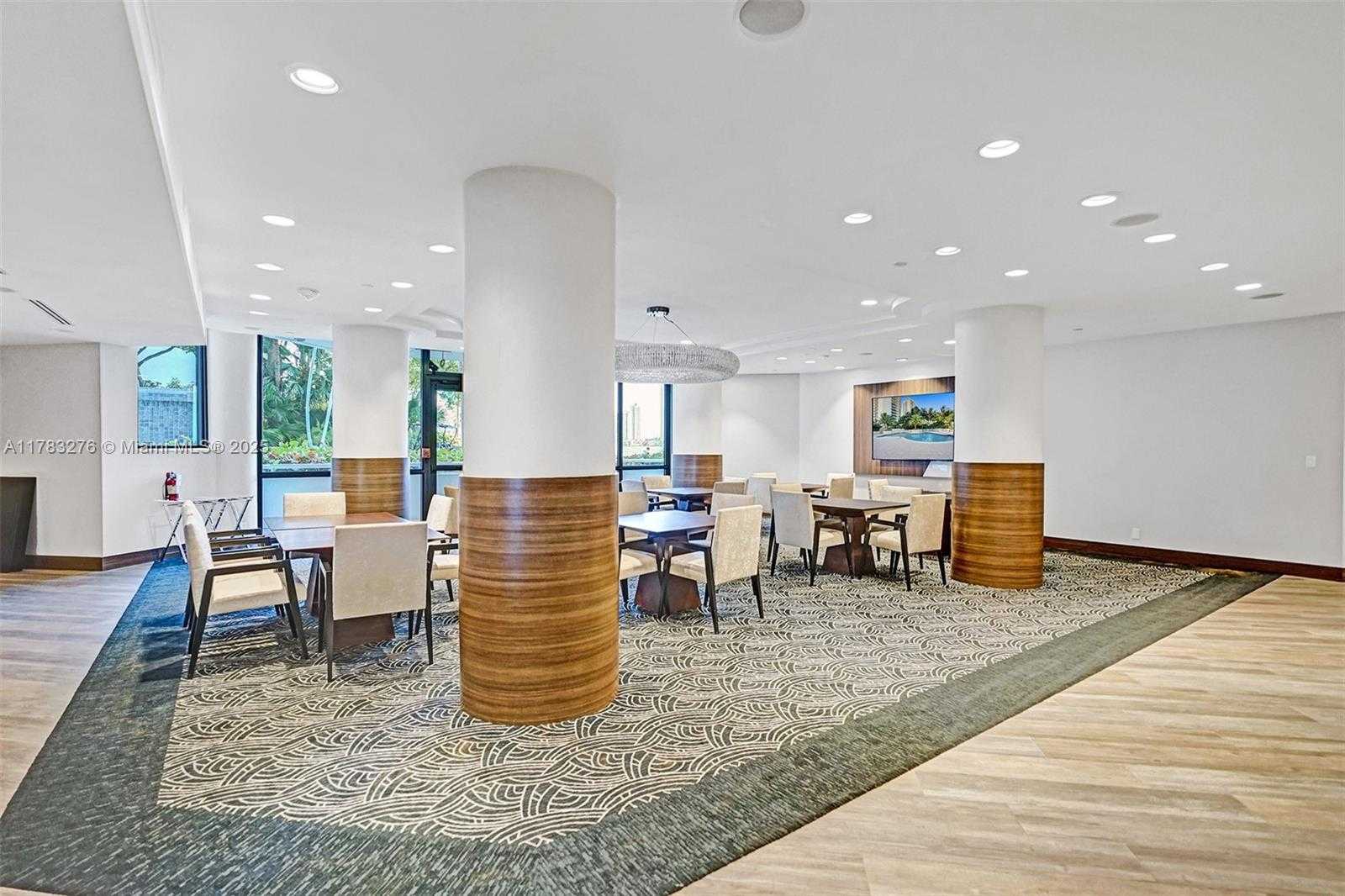 Small Image of 3000 ISLAND BLVD #2004, Aventura Number 14