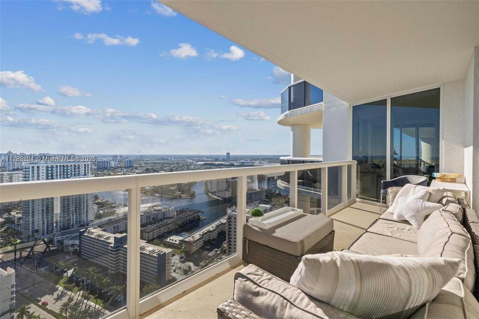 Small Image of 1850 SOUTH OCEAN DR #3605, Hallandale Beach Number 10