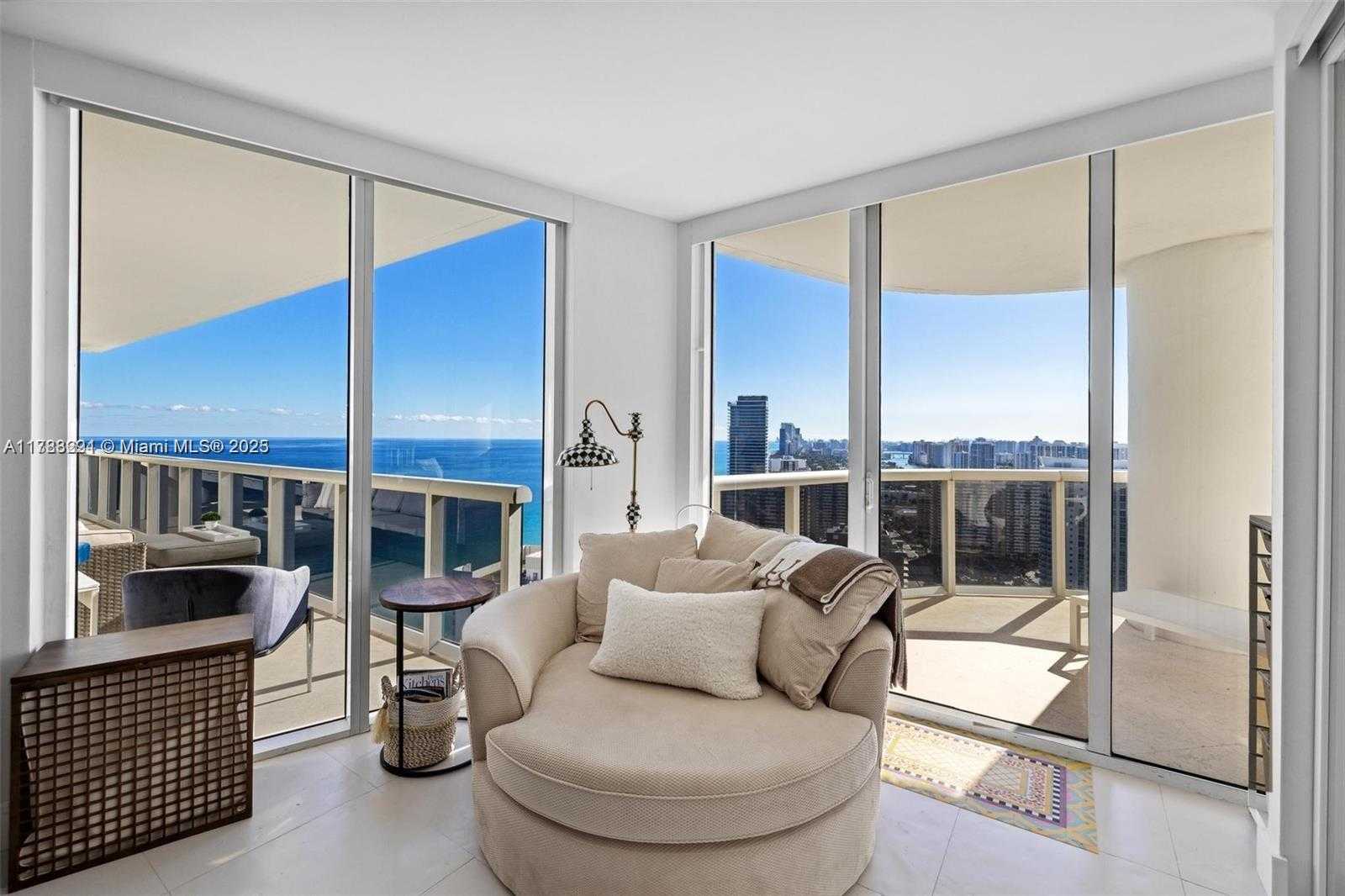 Small Image of 1850 SOUTH OCEAN DR #3605, Hallandale Beach Number 11