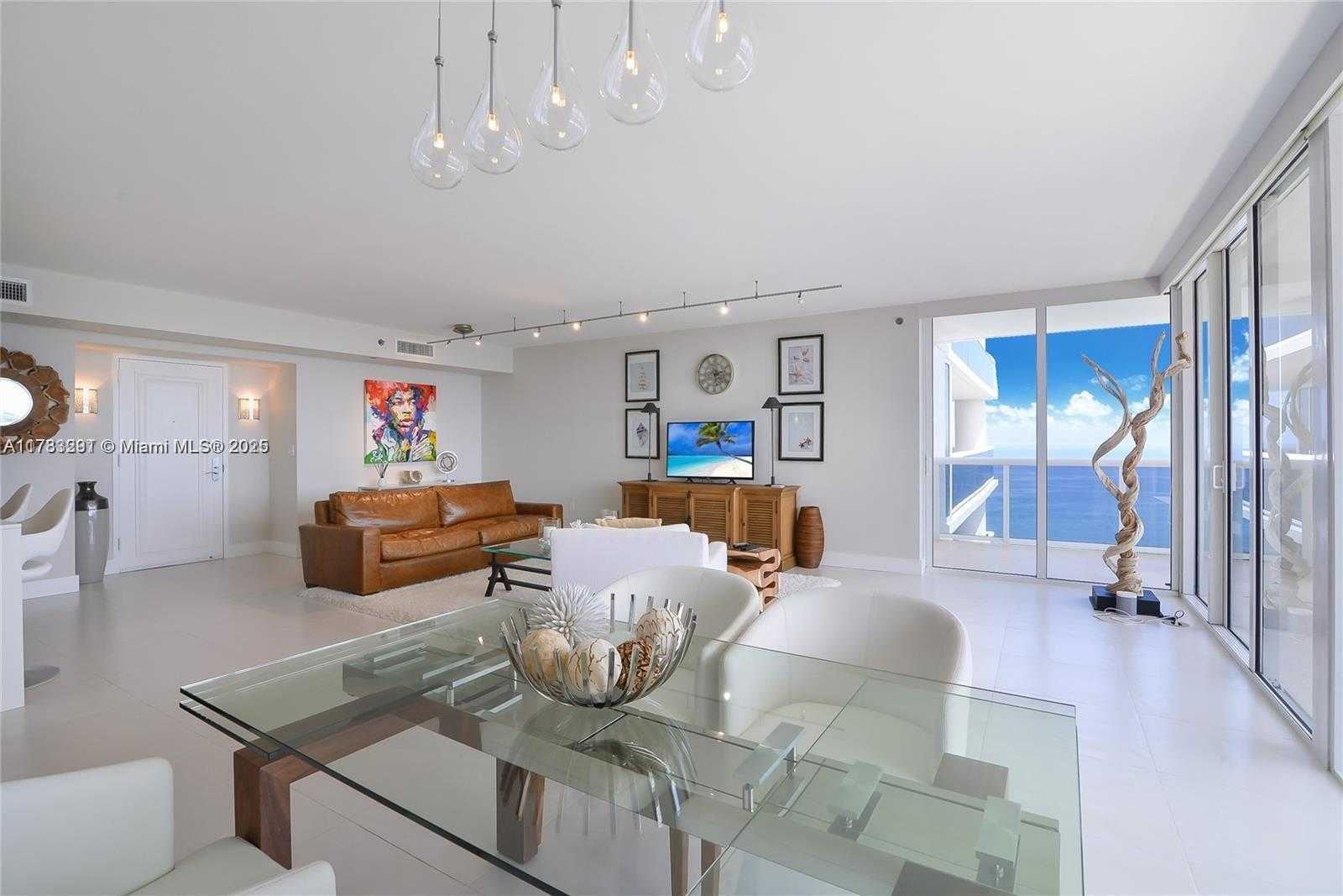 Small Image of 1850 SOUTH OCEAN DR #3605, Hallandale Beach Number 13