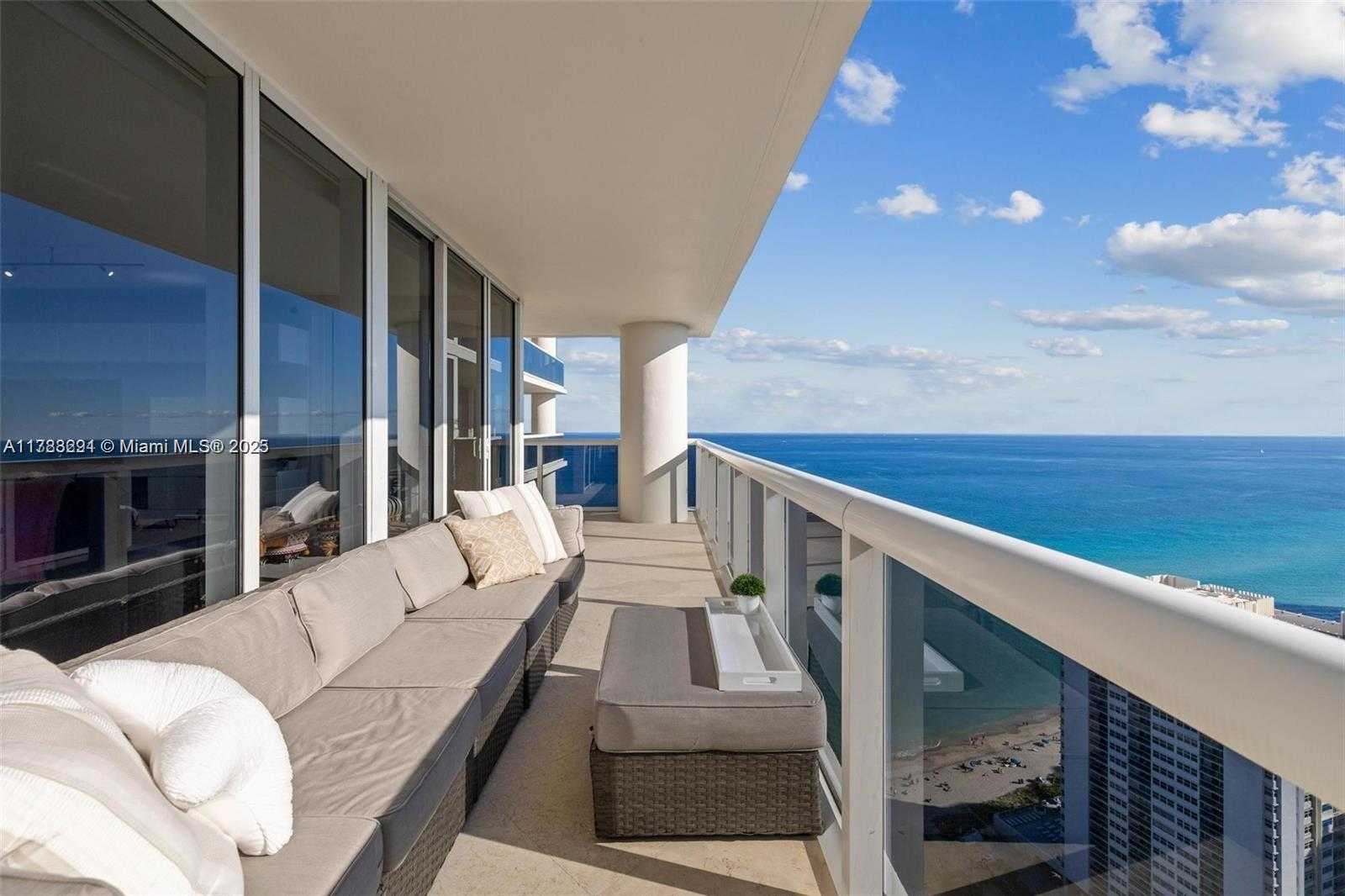 Small Image of 1850 SOUTH OCEAN DR #3605, Hallandale Beach Number 2