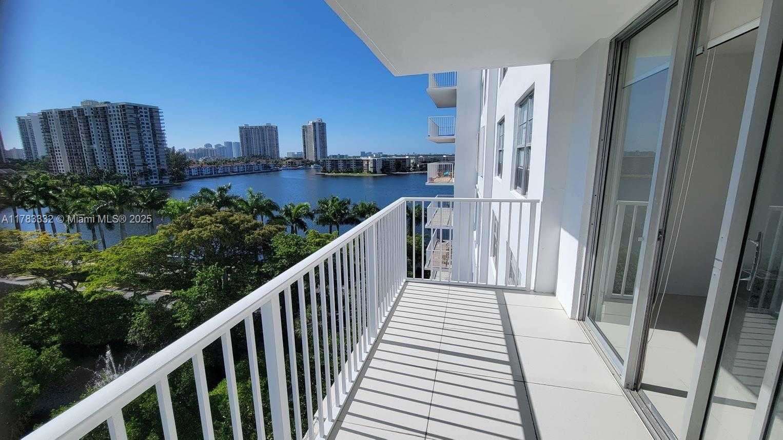 Small Image of 2801 NORTH EAST 183RD ST #714W, Aventura Number 3