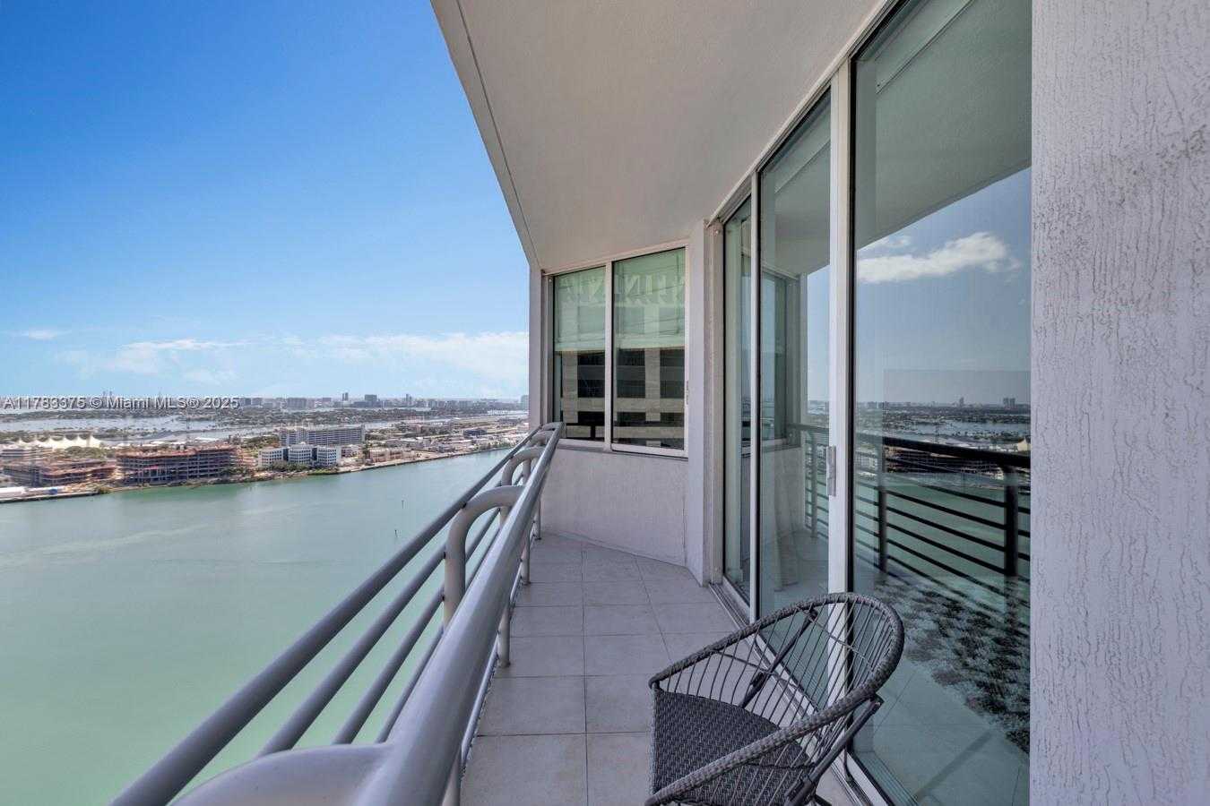 Small Image of 335 SOUTH BISCAYNE BL #3408, Miami Number 5