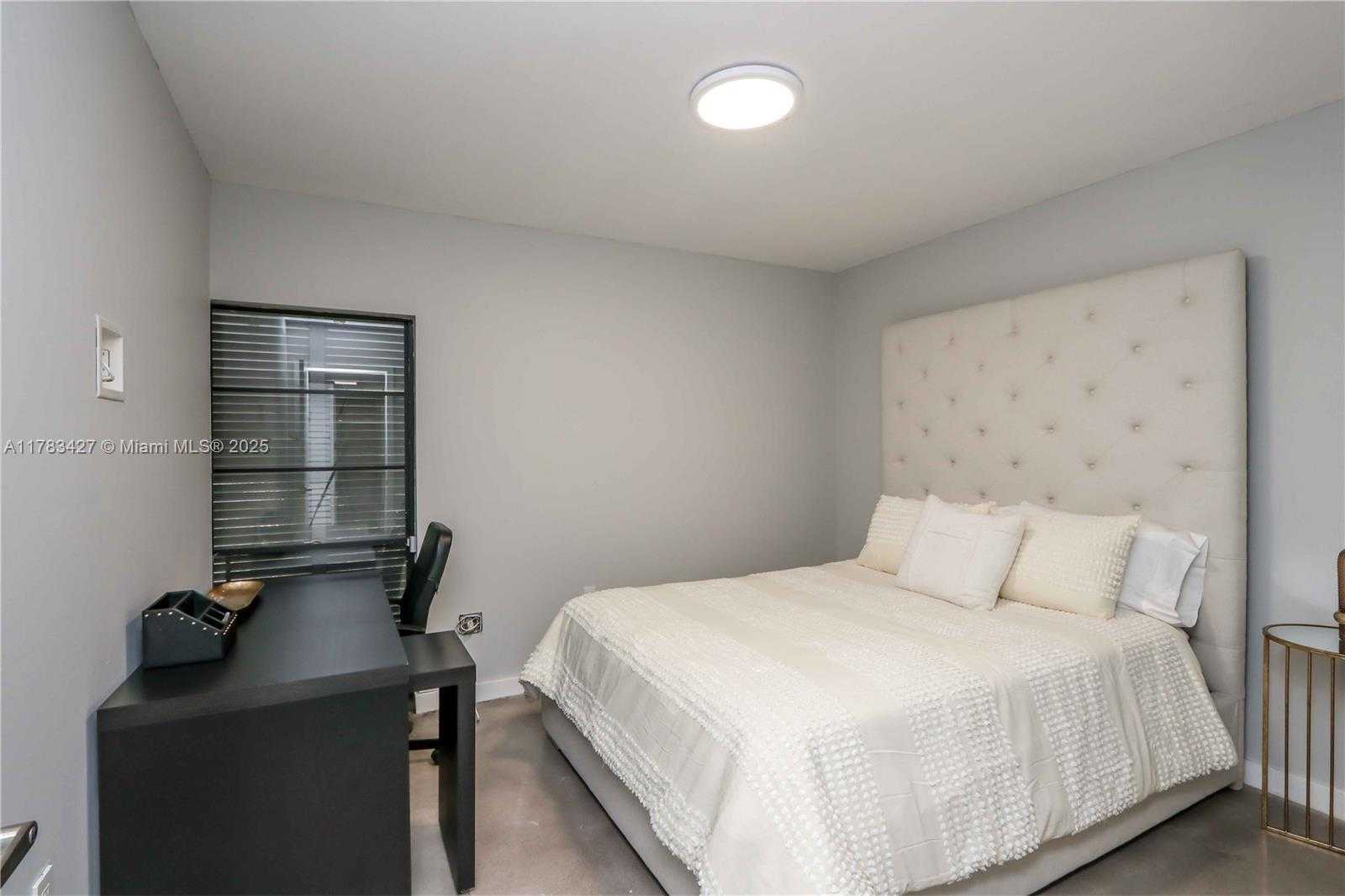 Small Image of 16424 BRIAR PATCH PL, Miami Lakes Number 13